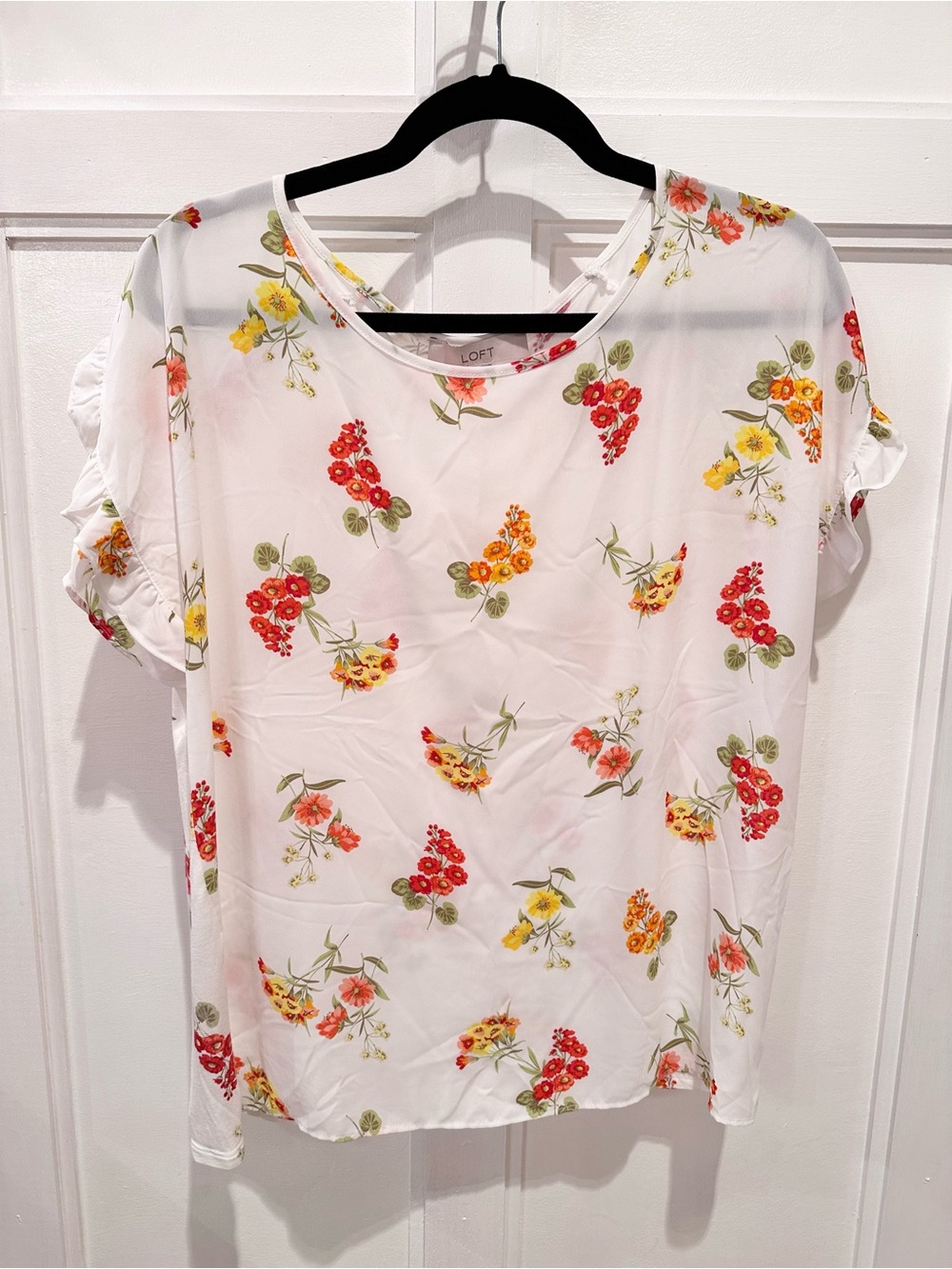 LOFT White Floral Short Sleeve Ruffle Short Sleeve Blouse